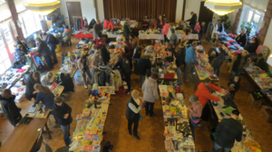 Flohmarkt im Bürgerhaus.JPG